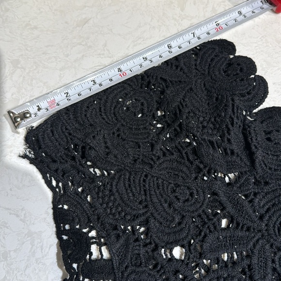 Crochet Flower Top - Picture 6 of 8